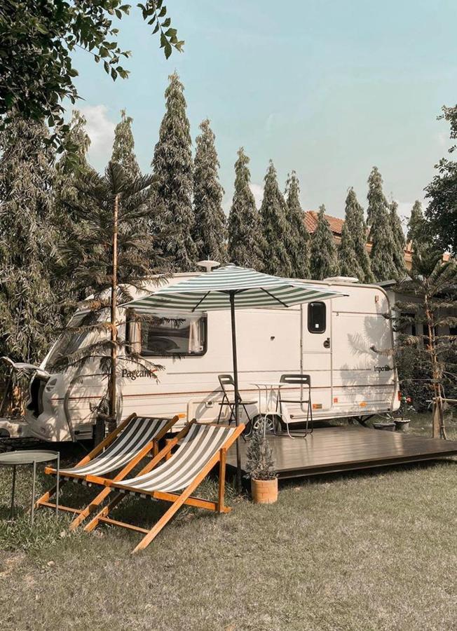 Nice Nite Campervans Ayutthaya Bagian luar foto